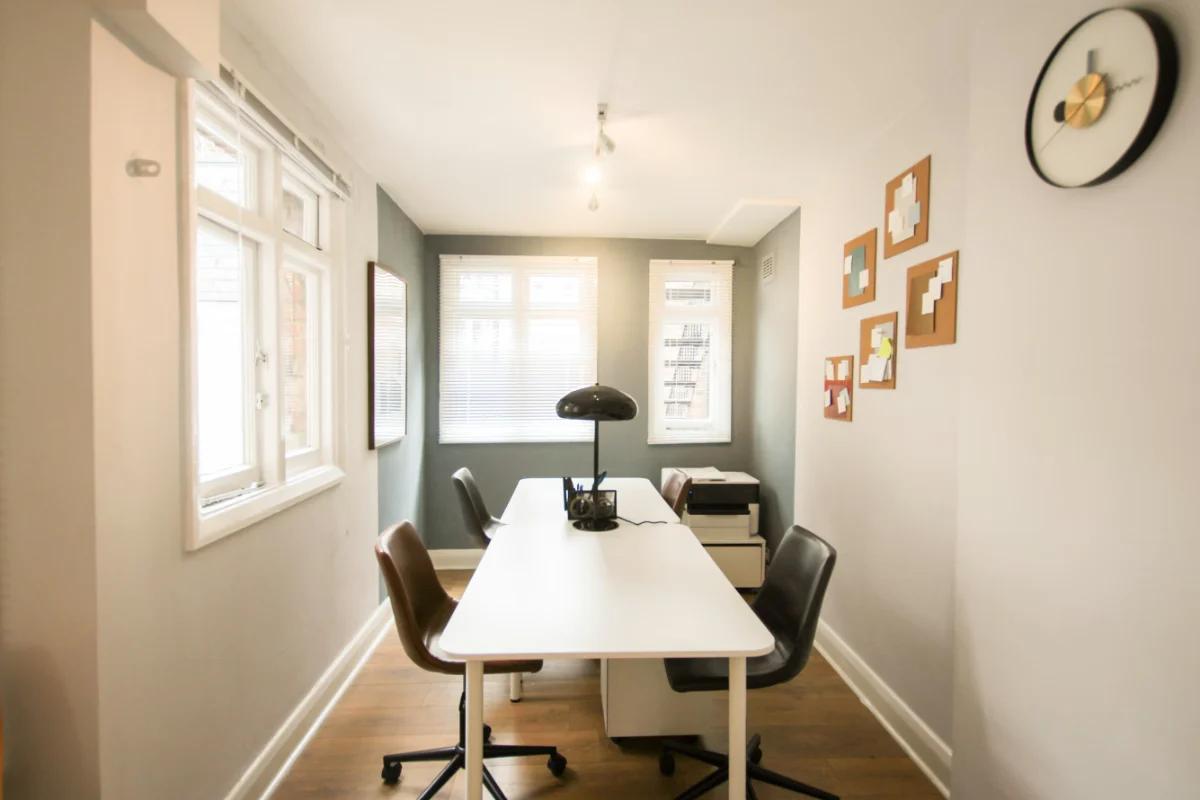 Muebles de Oficina y Estudio
